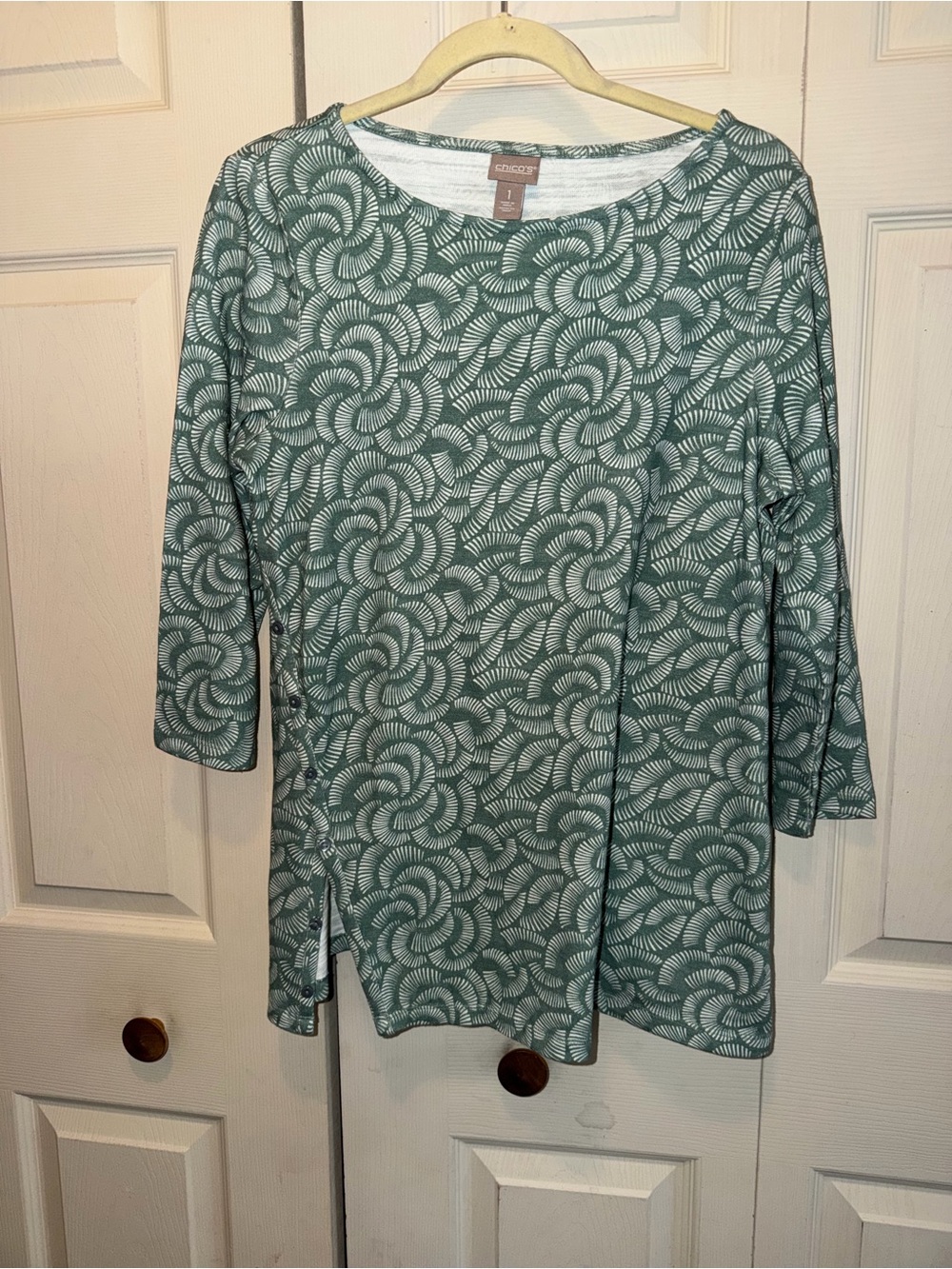3/4 Sleeve Scoop Neck Tunic Top - Green Pattern